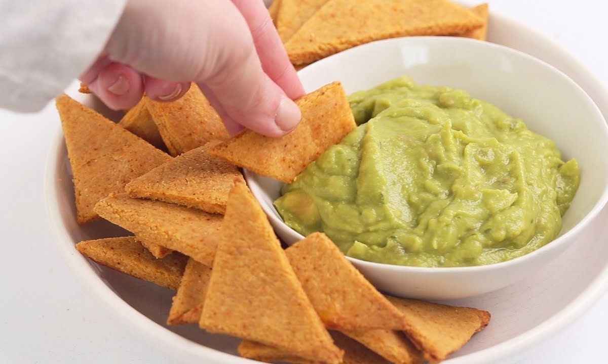 Making Crispy Tortilla Chips on a Low Carb Diet