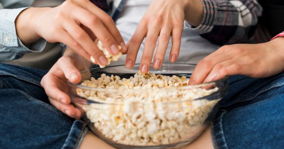 Creative Ways to Enjoy Popcorn on the Mediterranean Diet