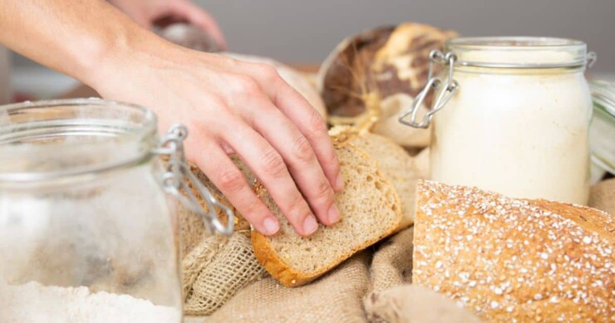 Tips for Choosing and Enjoying Sourdough Bread on the Mediterranean Diet