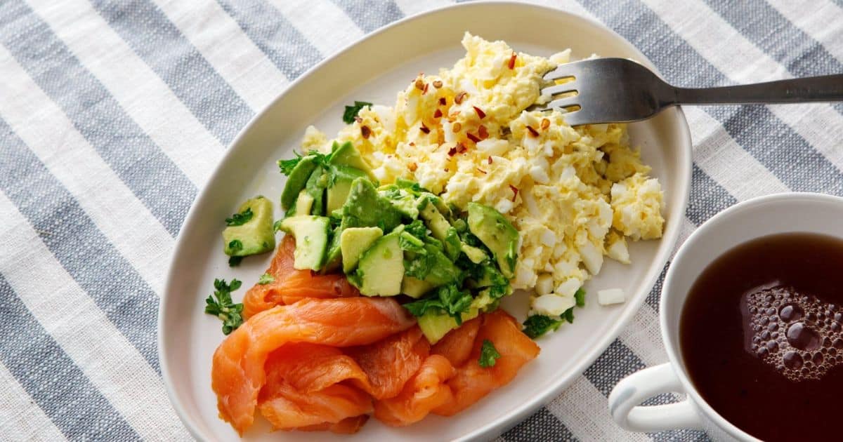 What Can You Eat for Breakfast on a Low-Carb Diet?